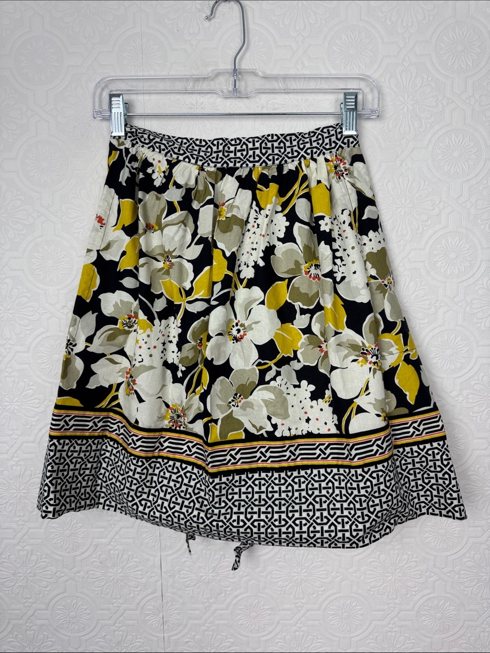 Vera Bradley What’s‎ Cookin Apron Dogwood Pattern Home Making Chef One Size NWT